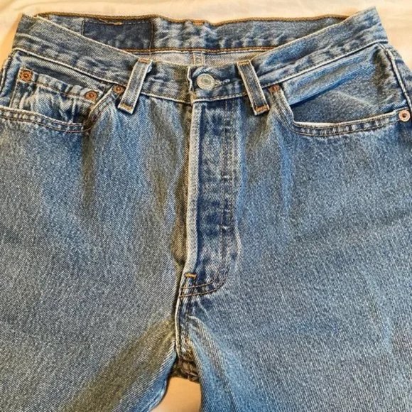 Vintage Levi's 501s made in USA - Picture 11 of 16